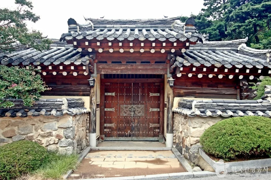 사교루